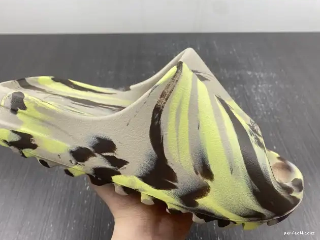 Slide FZ5899 Yeezy Adidas 0624